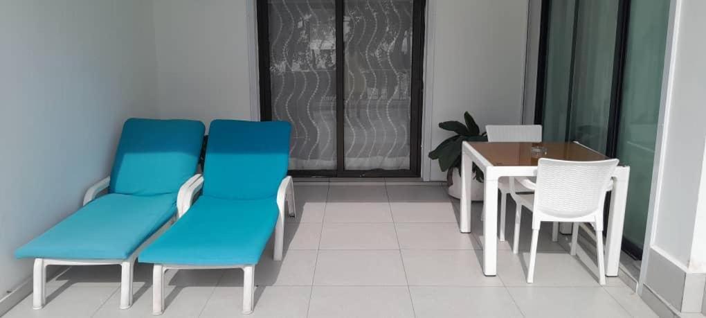 Résidence Hôtelière Océane Libreville Esterno foto