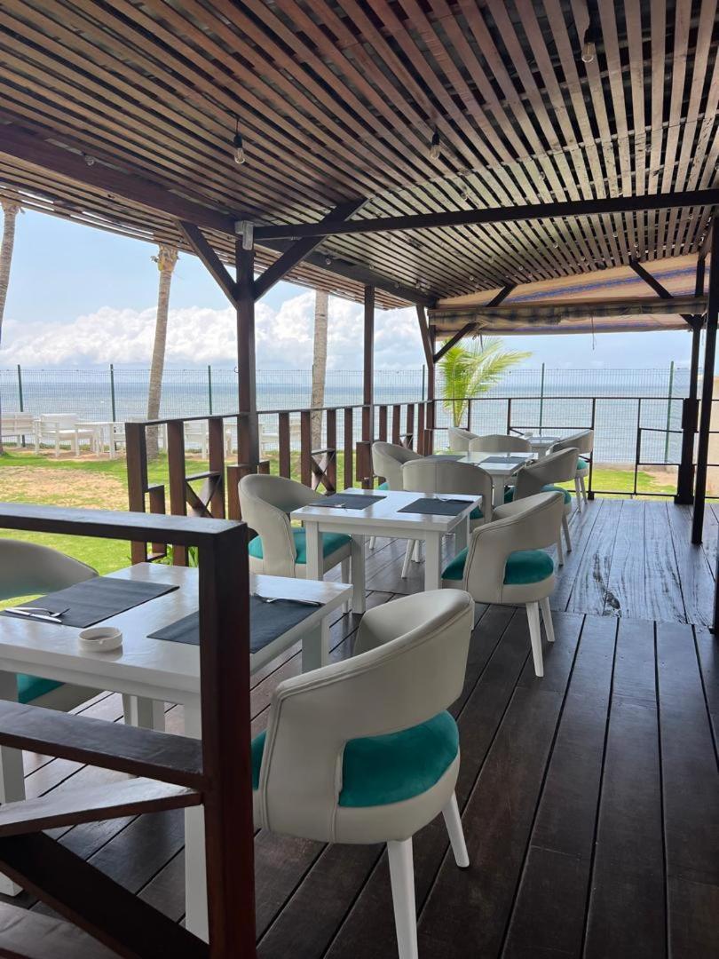 Résidence Hôtelière Océane Libreville Esterno foto